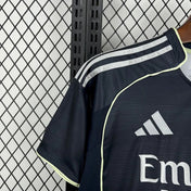 Real Madrid 2025/26 — Maillot Extérieur