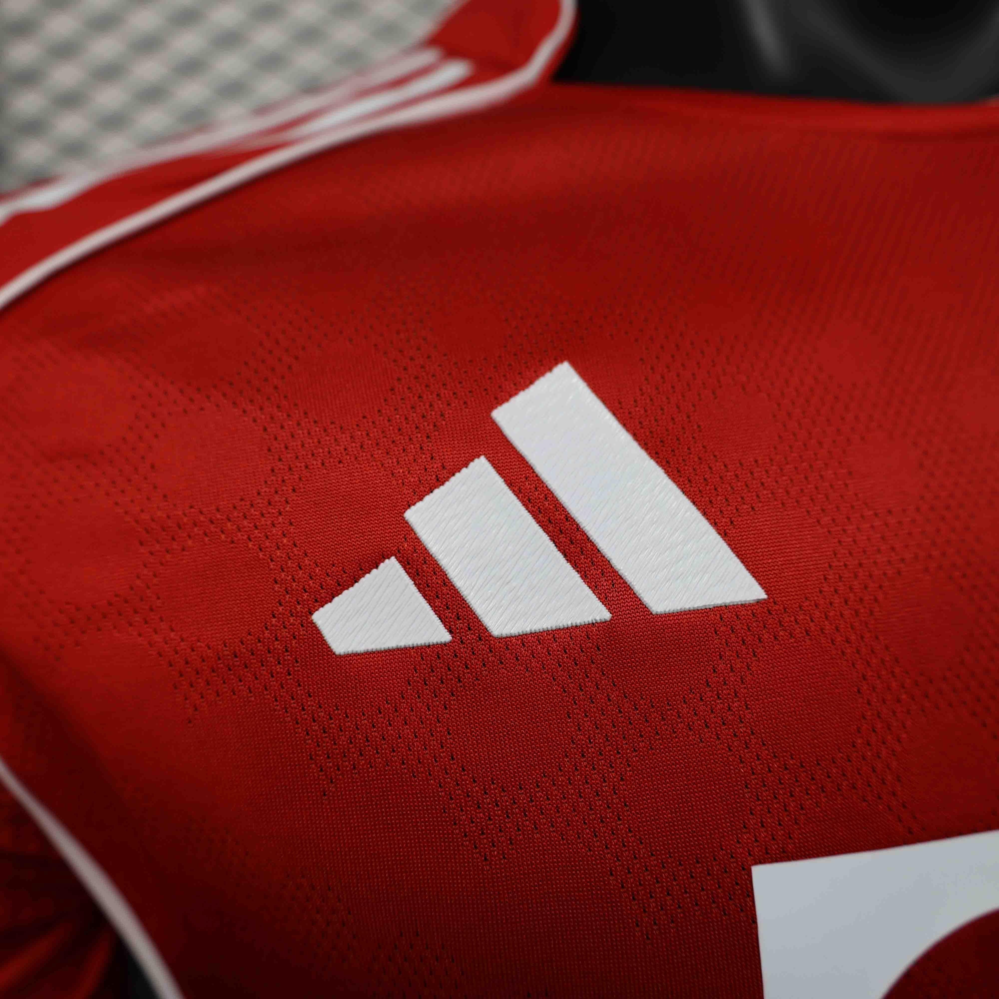 Bayern Munich 2025/26 — Maillot Domicile